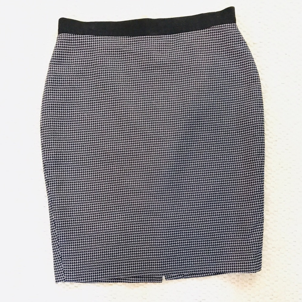 Ann Taylor Plaid Checkered Navy Pencil Skirt Sz 4